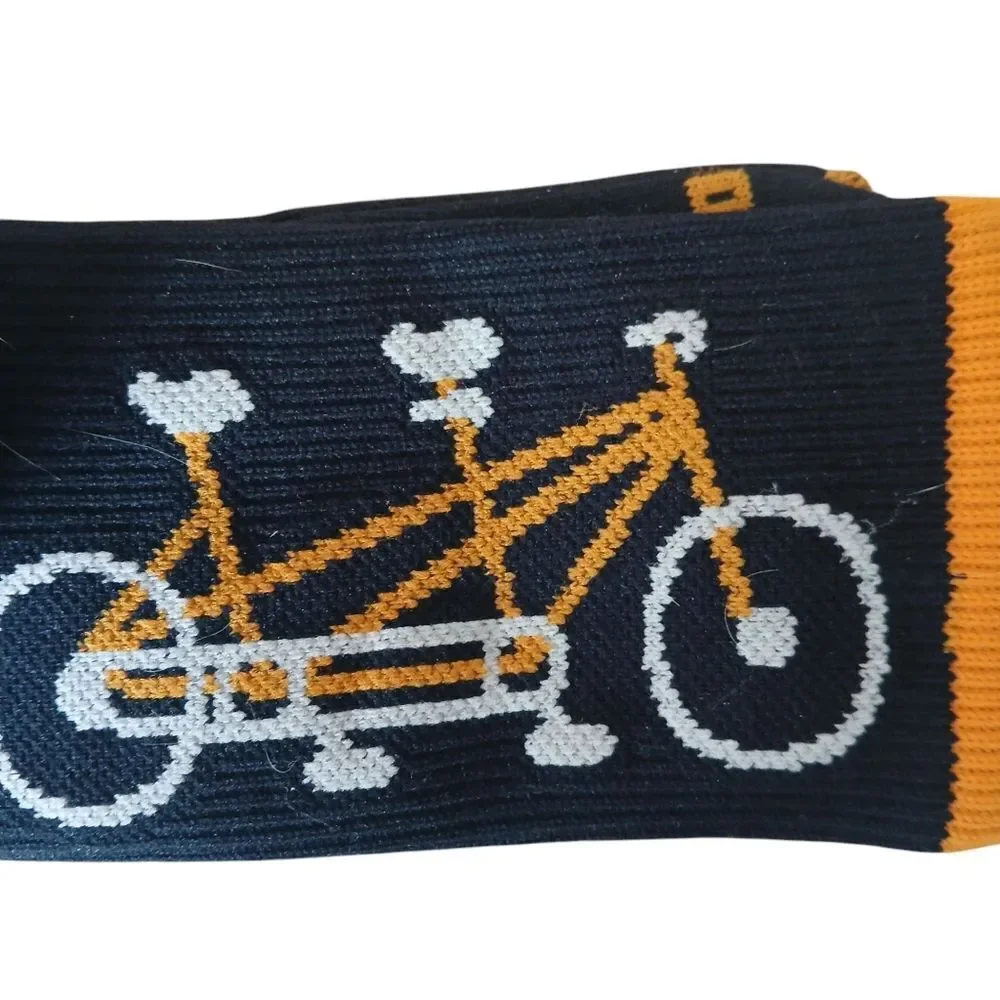 DNA Cycling Men's 6 inch Performance Socks  Size: SM/MD 6-9 Bike Photo